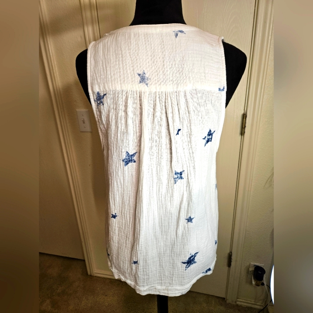 Nwot Splendid Button Up Blouse - image 2